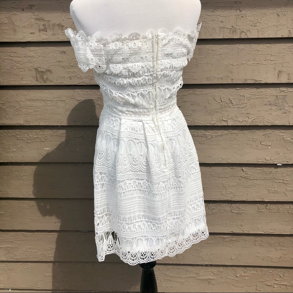 Francesca’s off-shoulder lace dress! - Picture 5 of 6